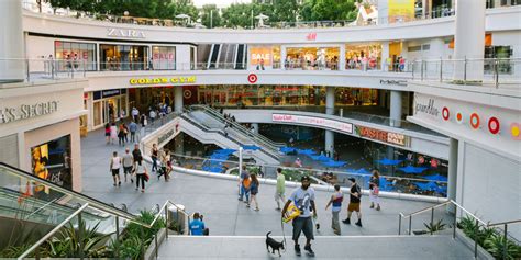 buhaira mall|Downtown LA Shopping at FIGat7th.